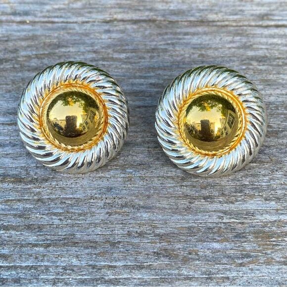 Vintage Anne Klien Gold & Silver Circle Post Earrings. EUC! - Picture 1 of 3